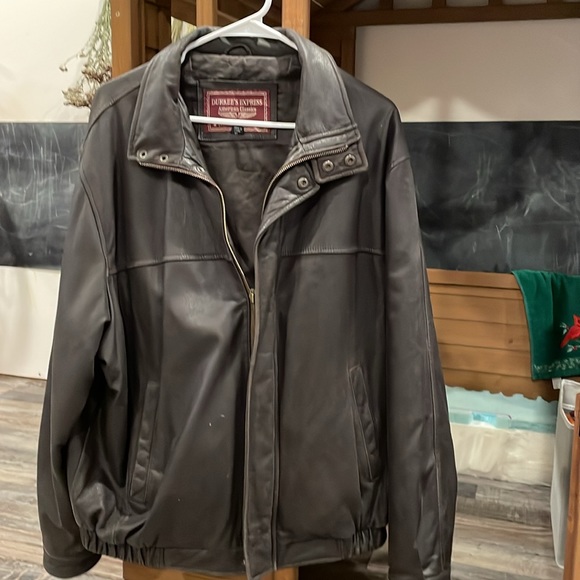 Men’s leather jacket. - Picture 2 of 8